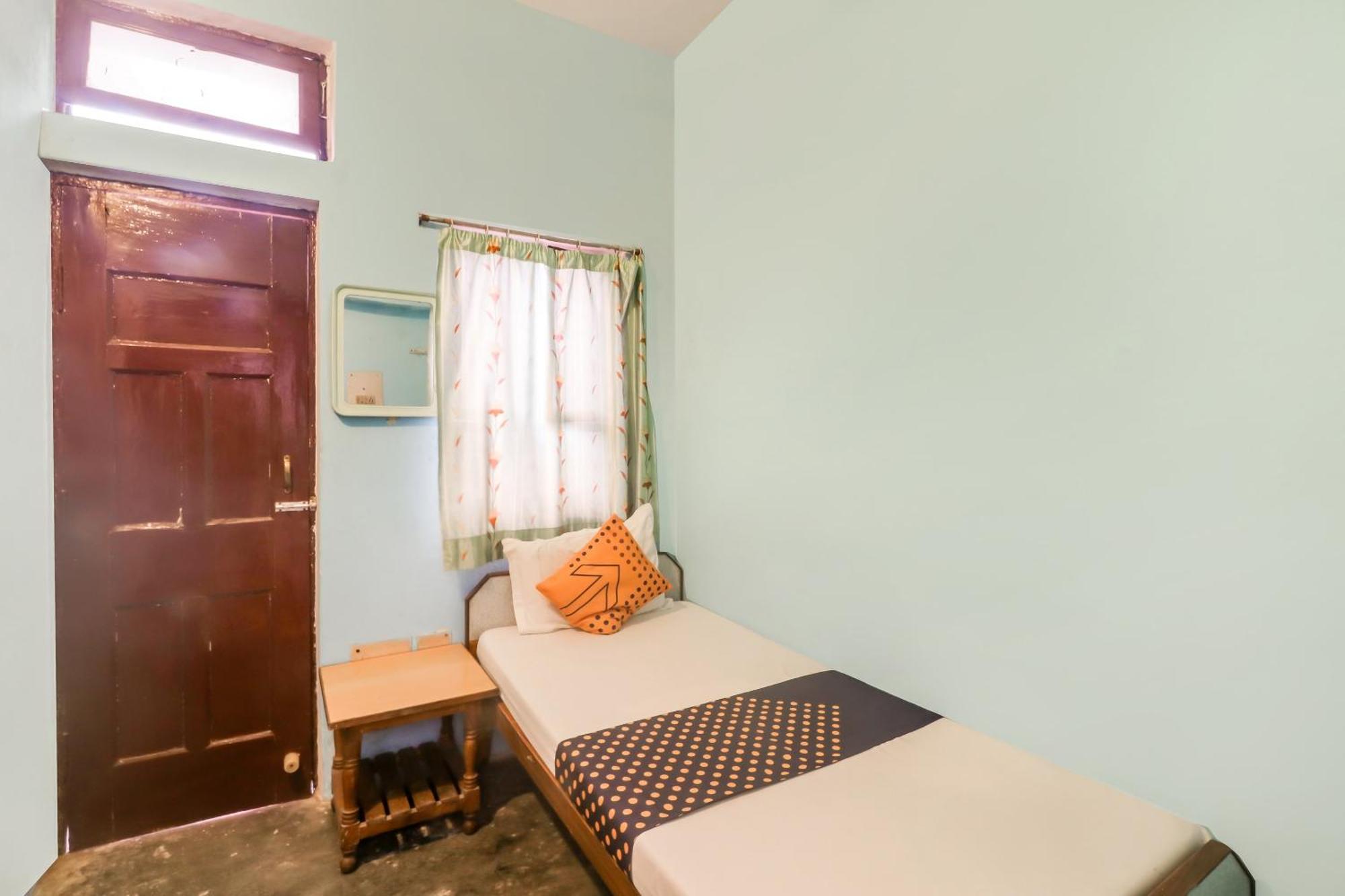 Spot On Mishra Guest House Varanasi Eksteriør billede